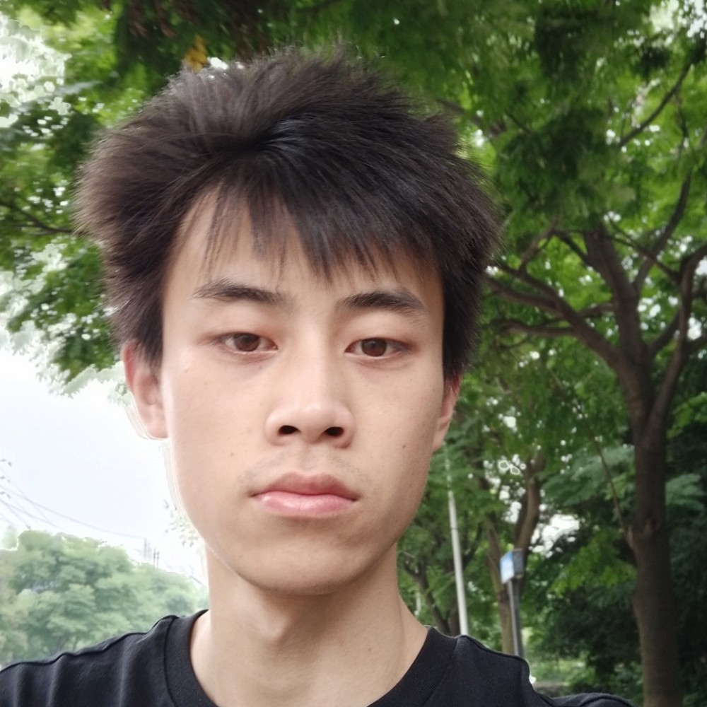 青栀深拥简单的照片