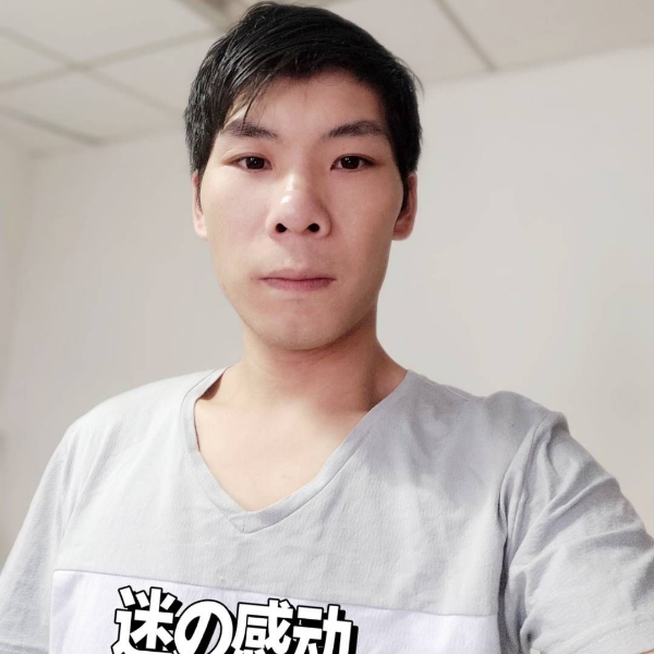 紫萱等待昏睡的照片