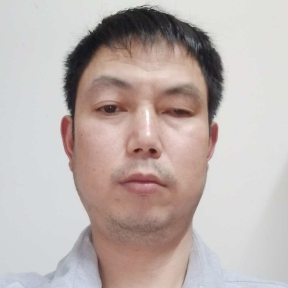 王加四的照片