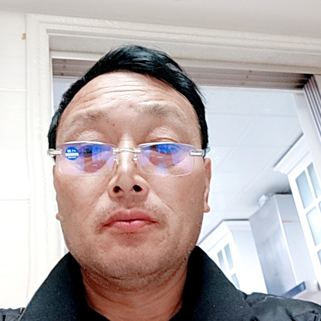 激昂保卫草莓的照片