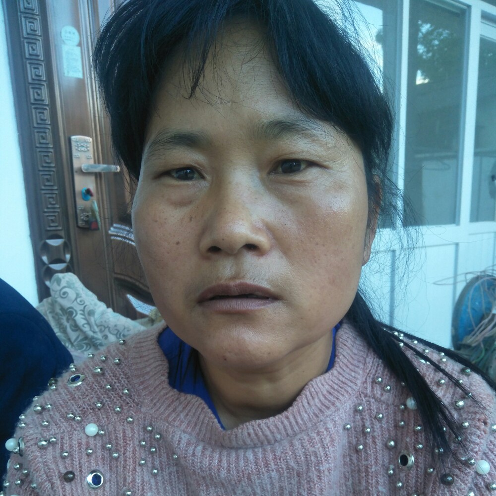 伶俐草莓于于的照片