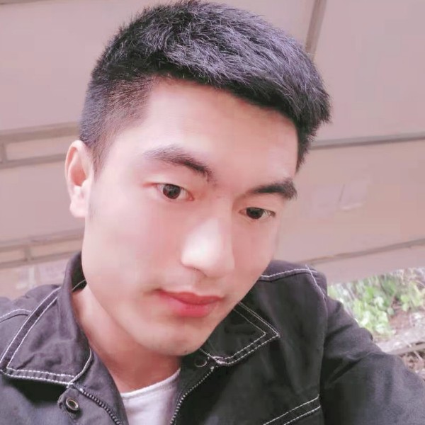 曙光照亮你的美的照片