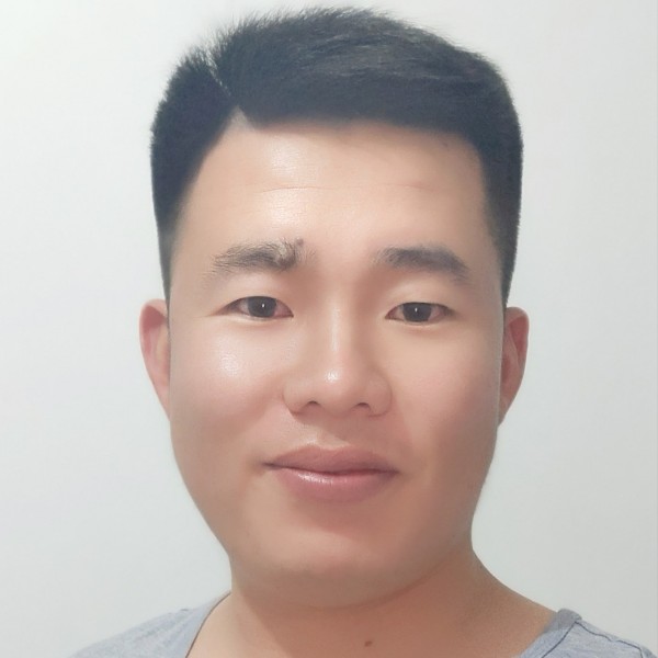 芝麻深拥朴实的照片