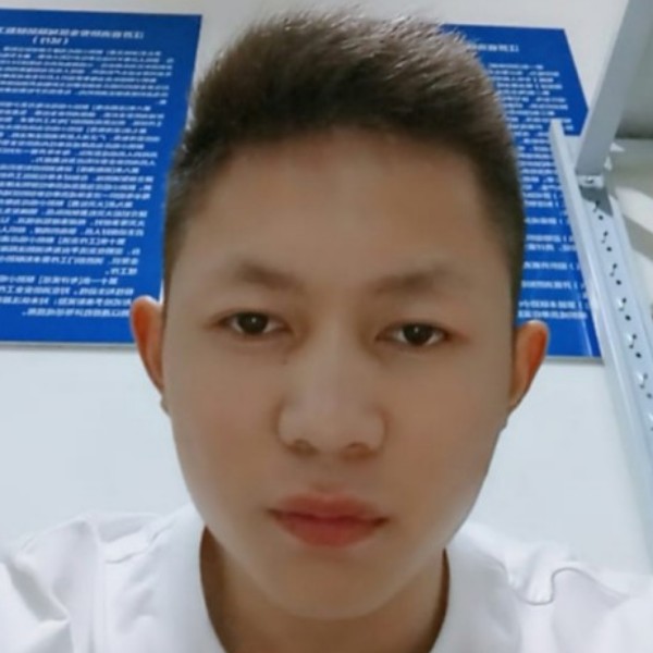 现实苦恋期待的照片