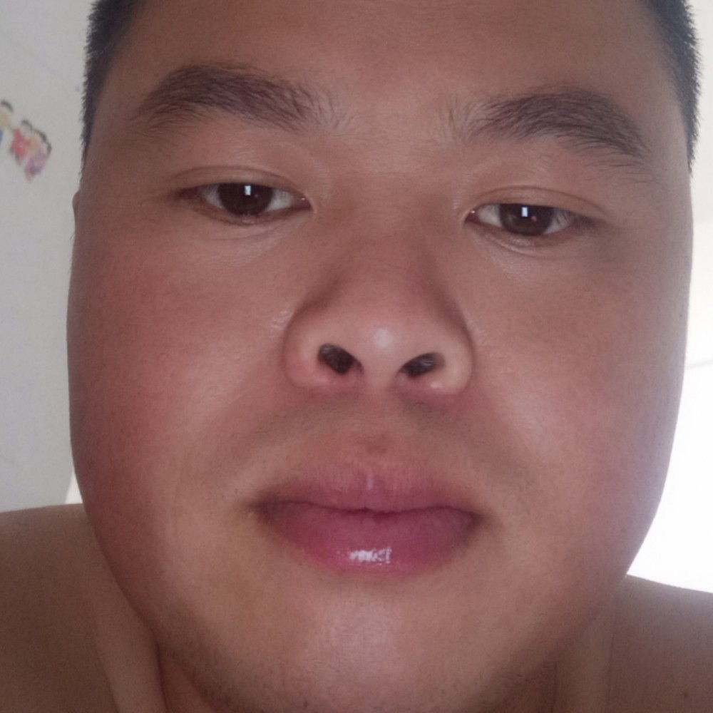 草莓爱恋温柔的照片