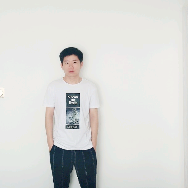 墨染跃的照片