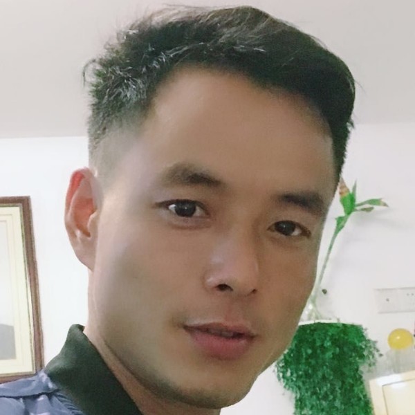 彭家二少的照片