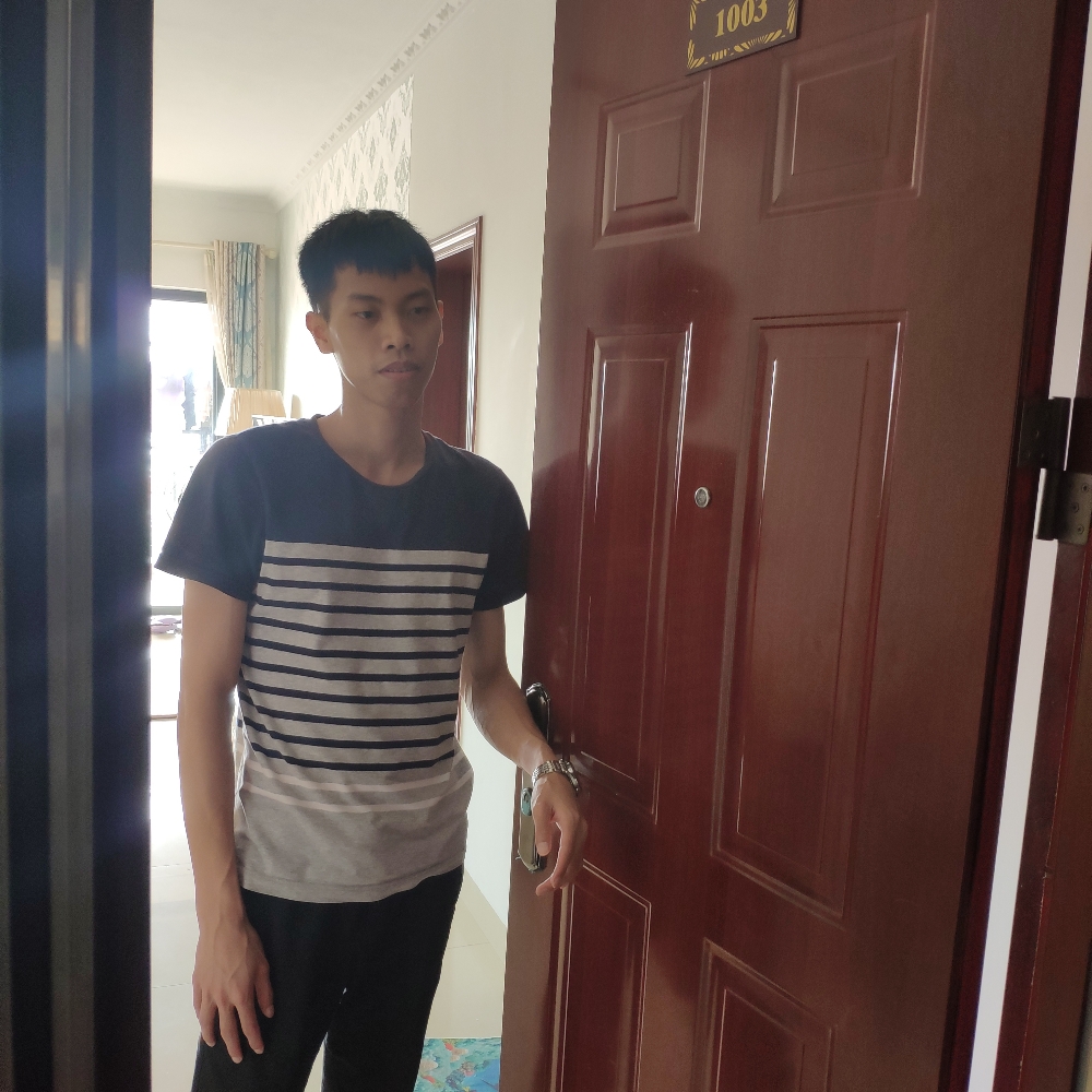 慎独者的照片