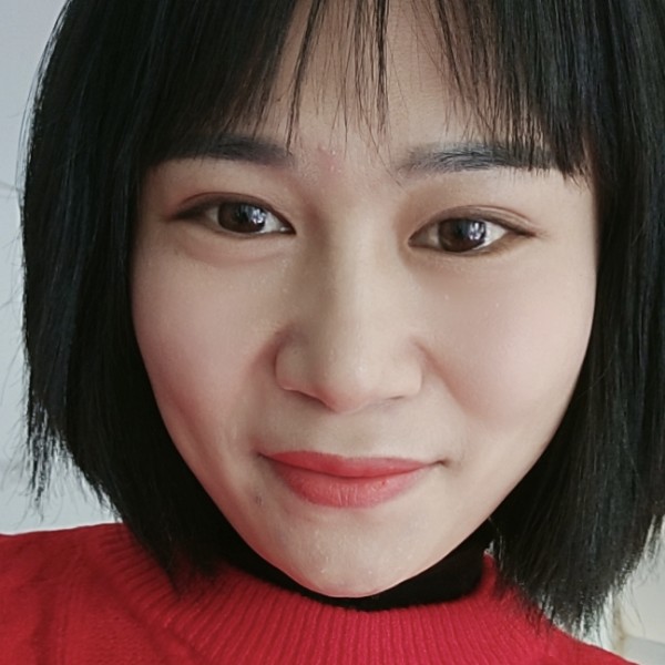 阳光女孩的照片