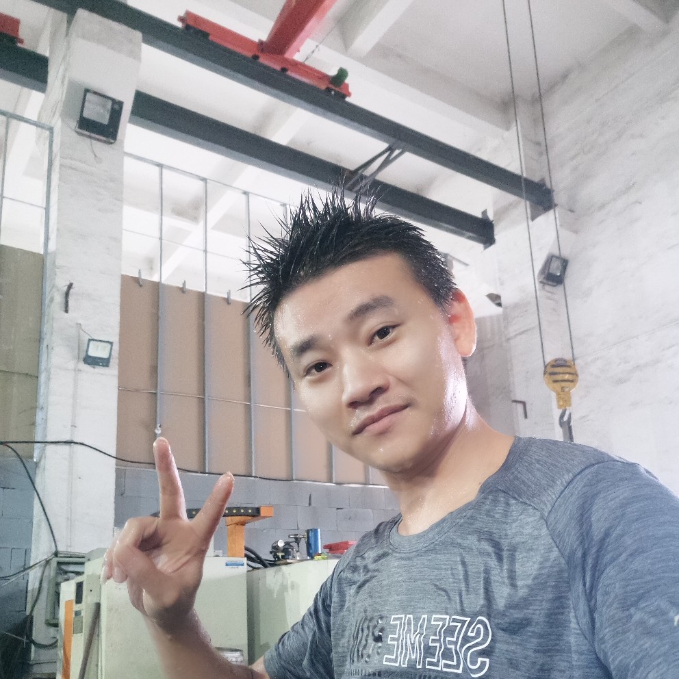 文静回首星月的照片