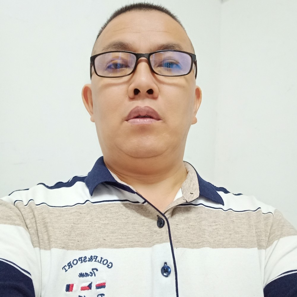 单身辉哥的照片