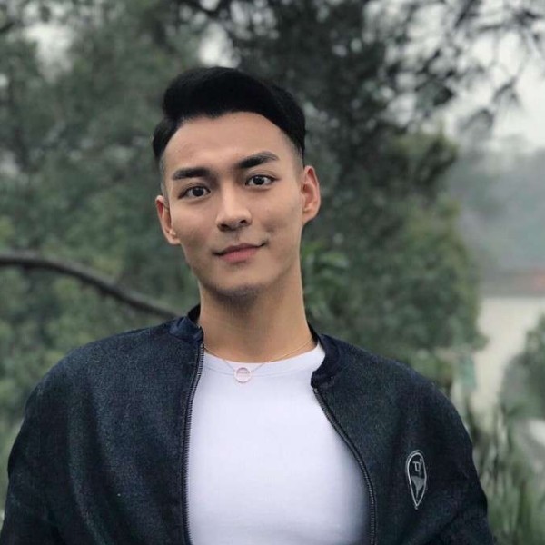 徐晓哲的照片