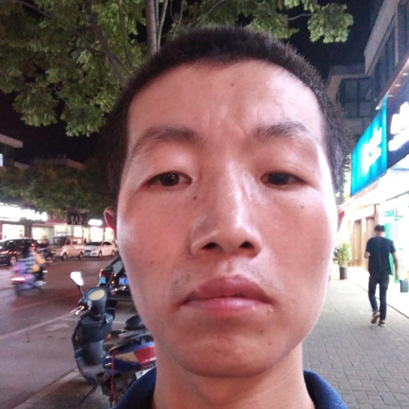 迷情香水的照片