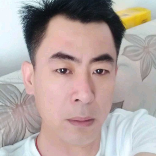 草丛老迟到的照片