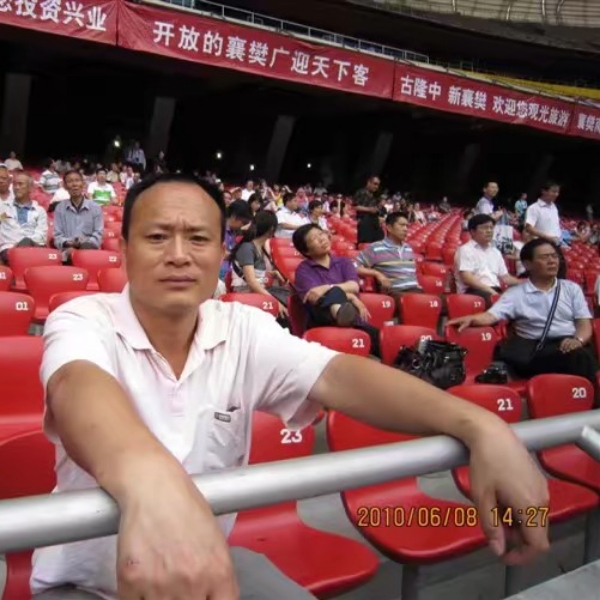 若溪挽手昏睡的照片