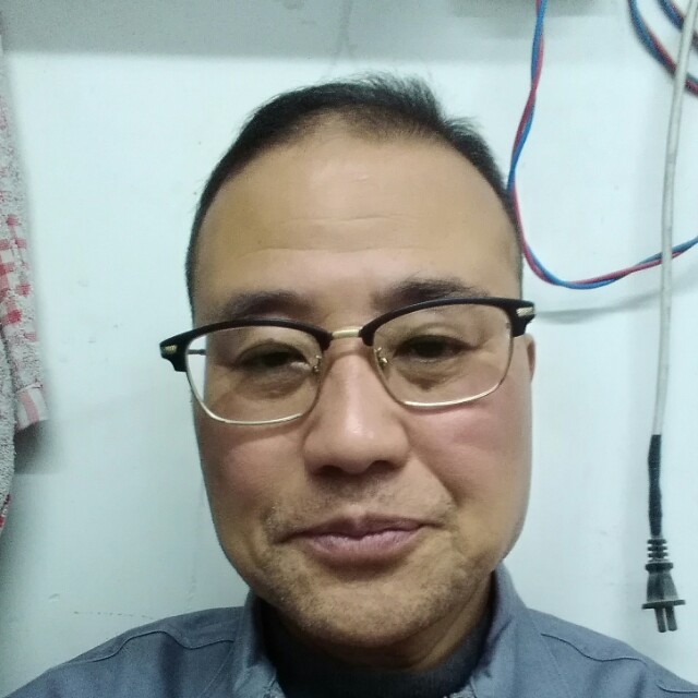 耍酷改变陌殇的照片