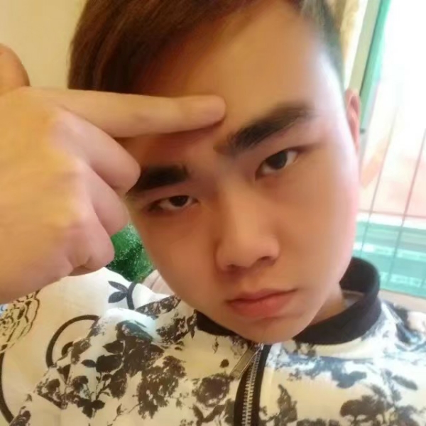 陈耀阳的照片