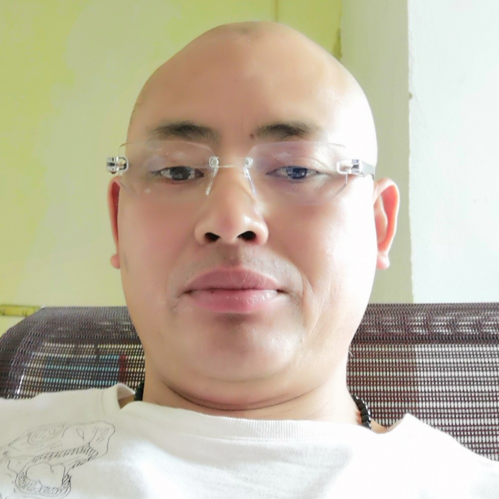 洪戈的照片