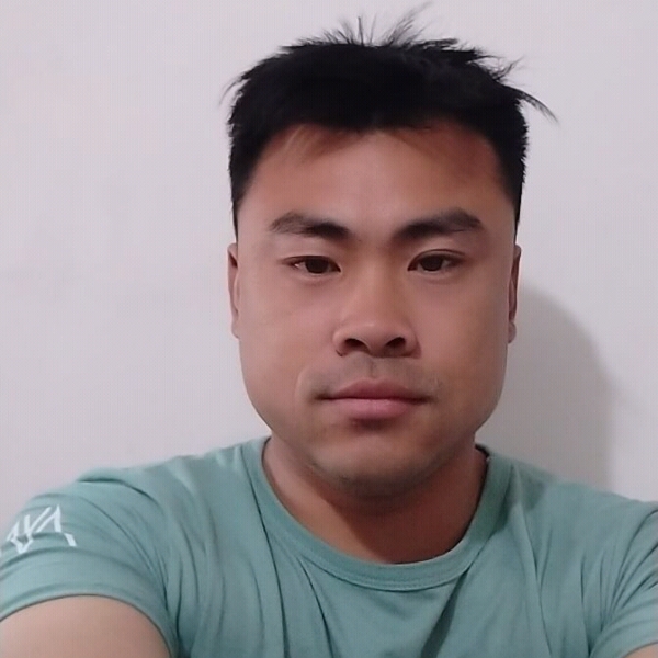 等待哪个她的照片