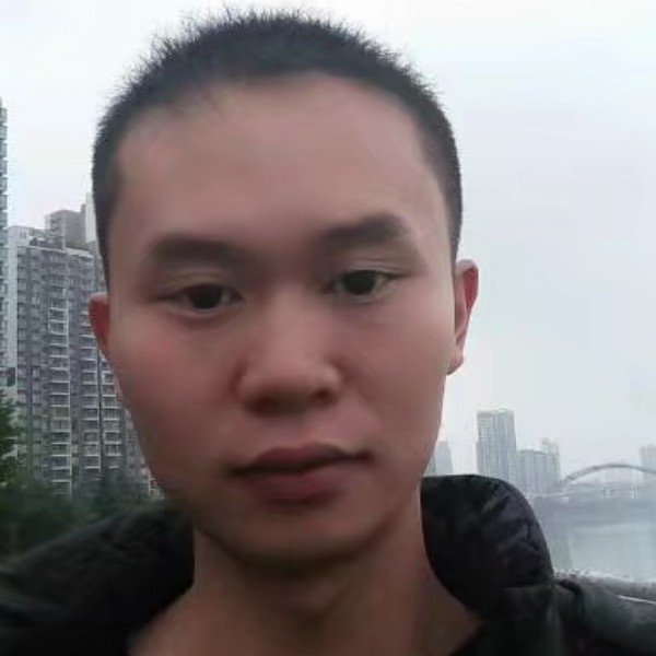 ☁️哥的照片