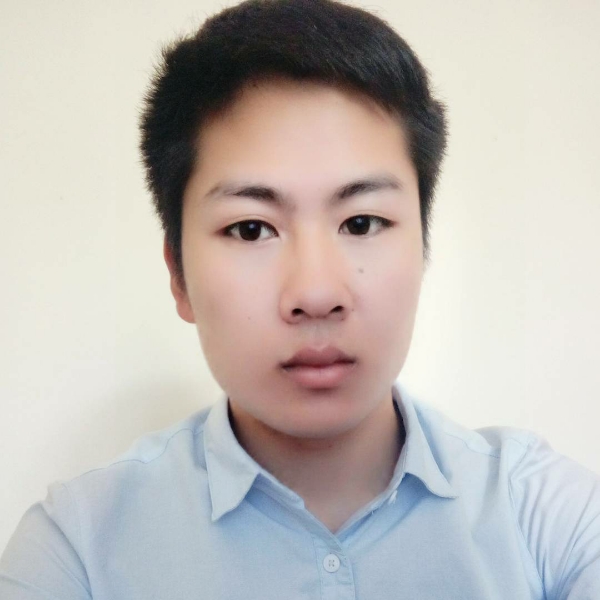 羣天的照片