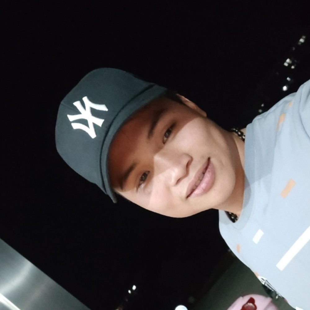 平常的面包的照片