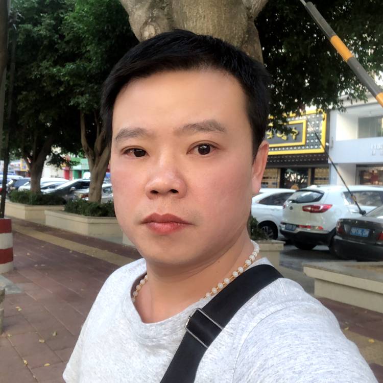 言午独翔的照片