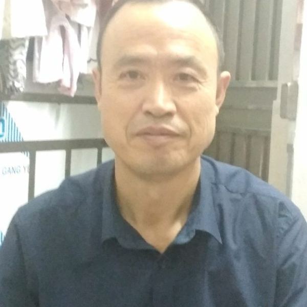 寻找幸福儒雅红酒的照片