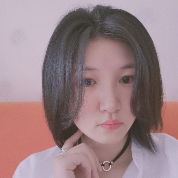 小海豚在大海的照片