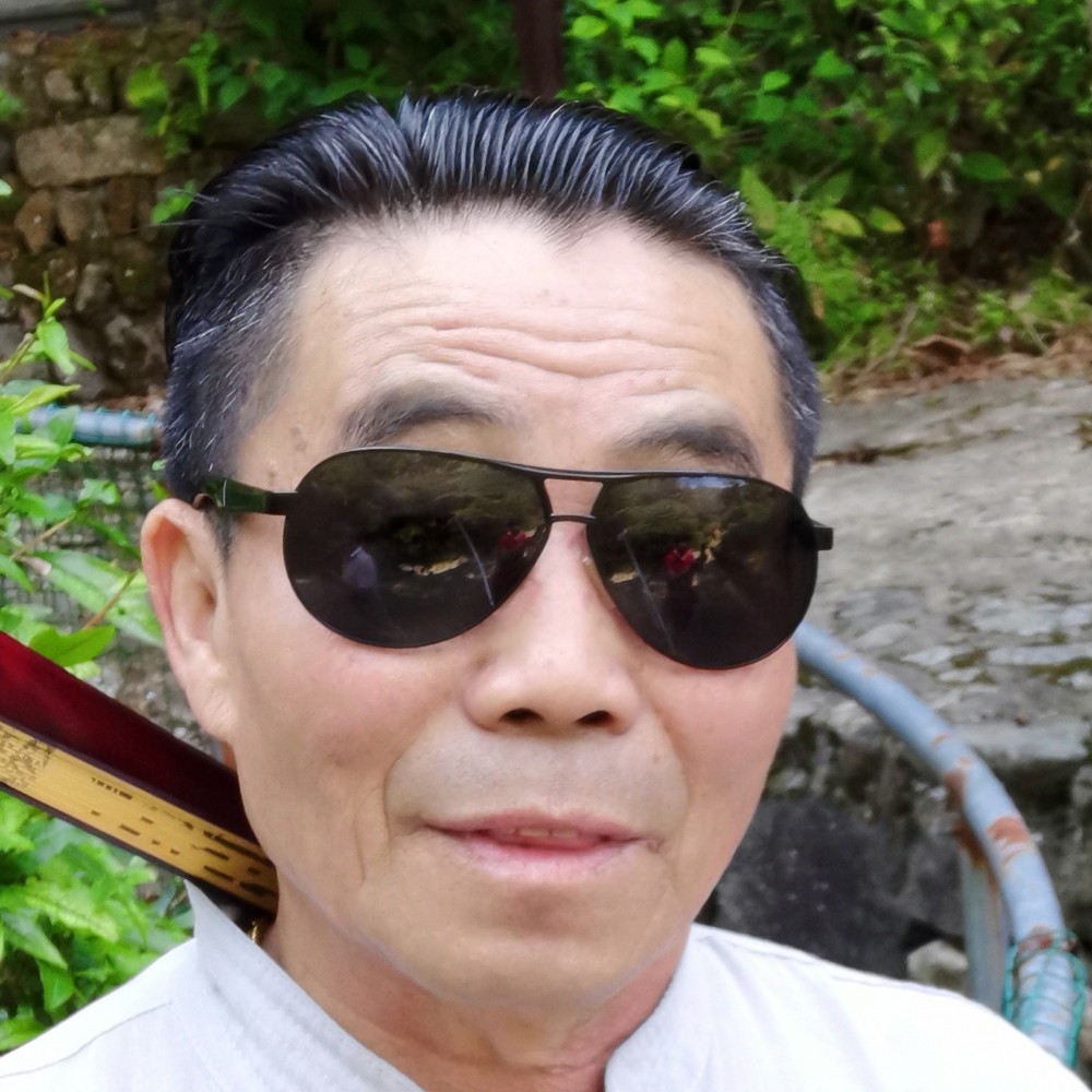 沉静漫步期待的照片