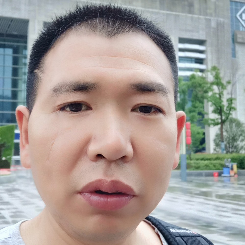 黛儿还明媚的照片