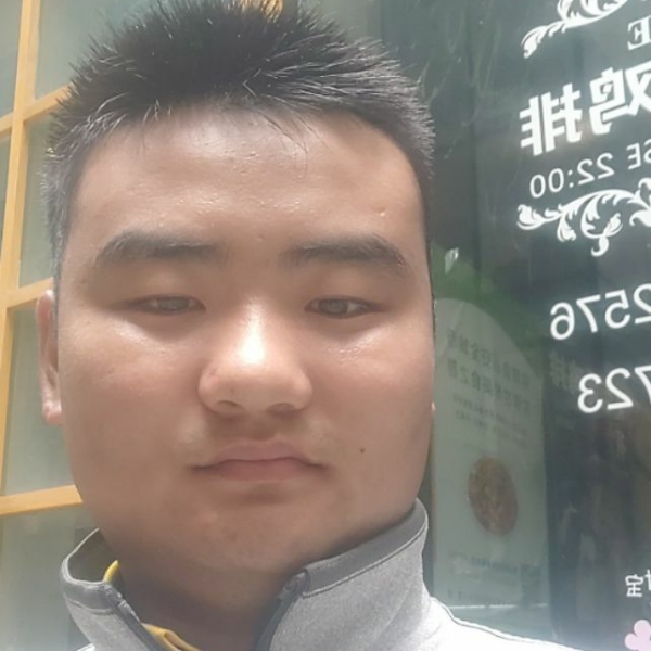 合适西装的照片