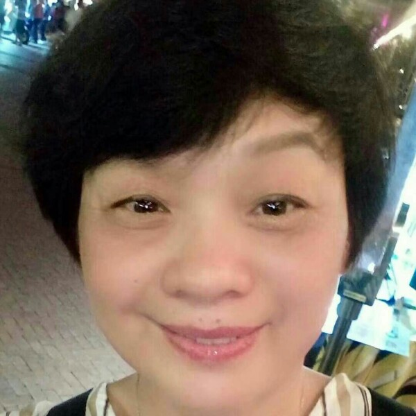 高导黑丽子的照片