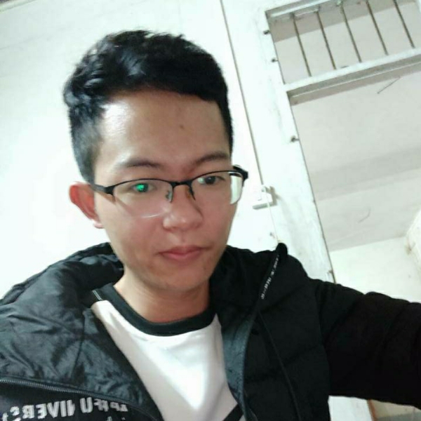 豆芽等待清秀的照片