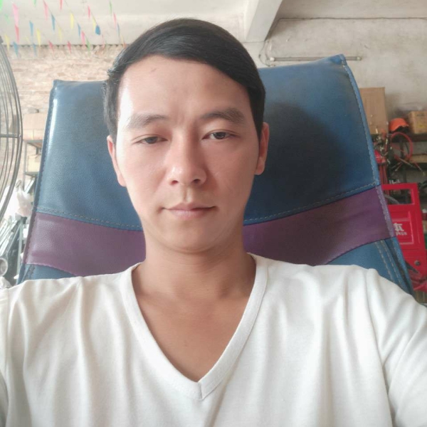 唇彩明理的照片