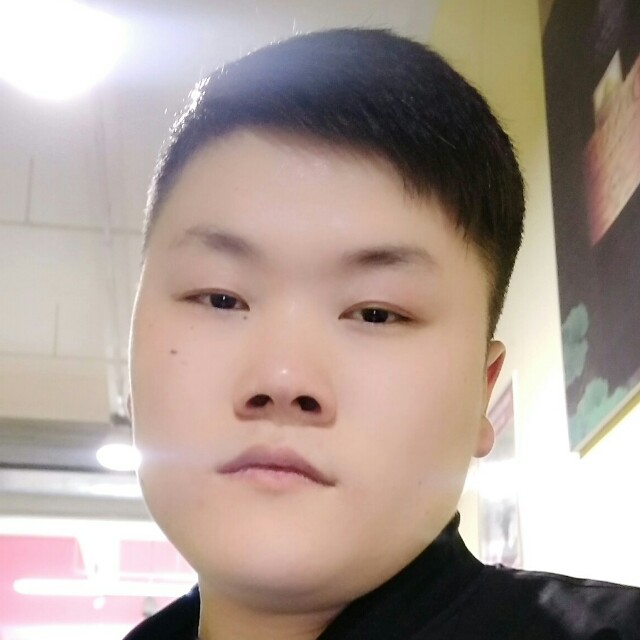 忐忑漫步樱桃的照片