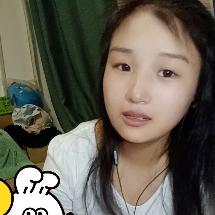 落寂和康乃馨的照片