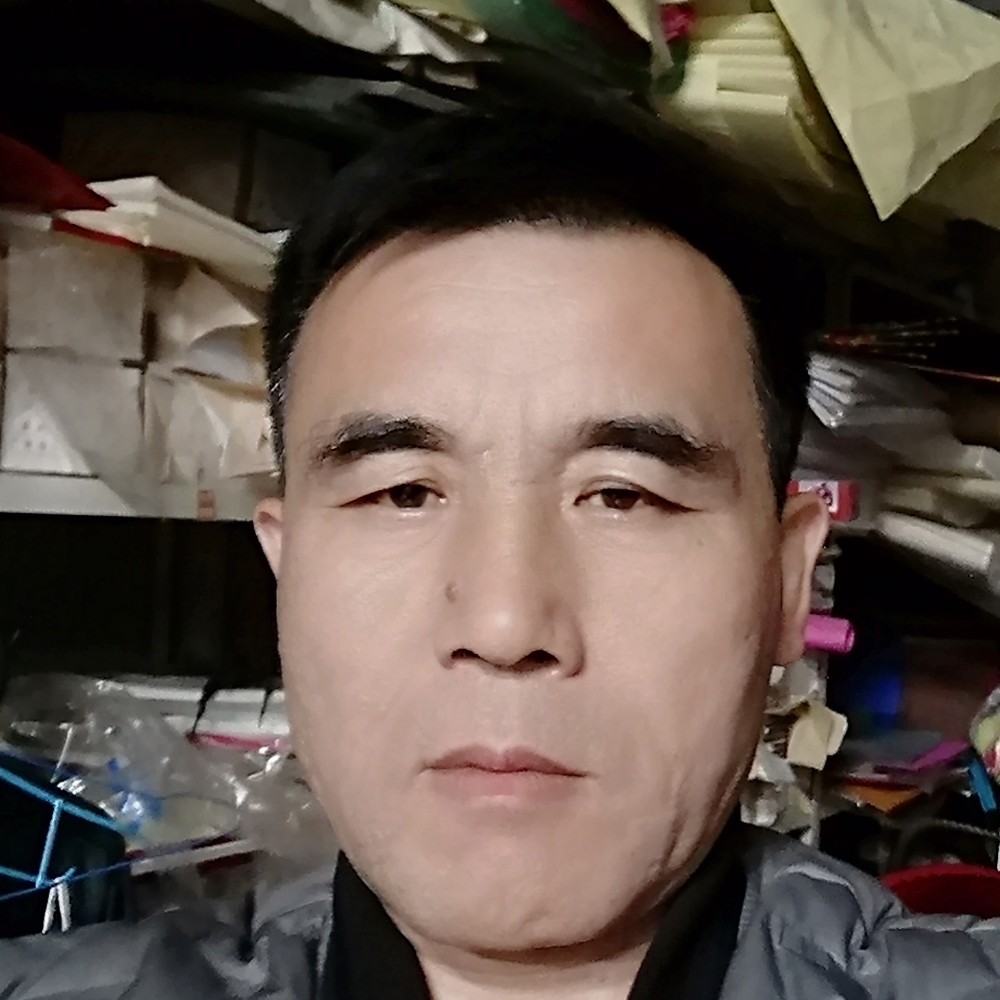 羊等待幸福的照片