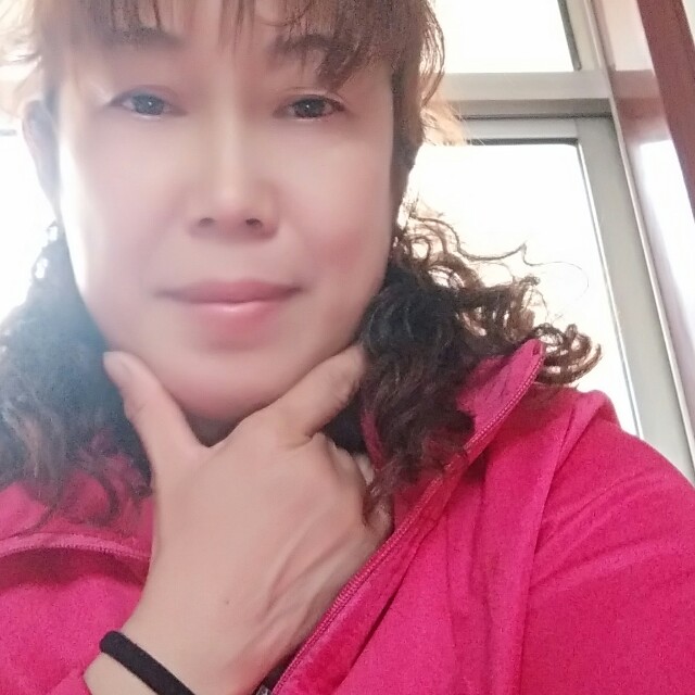 善解人意的女人的照片