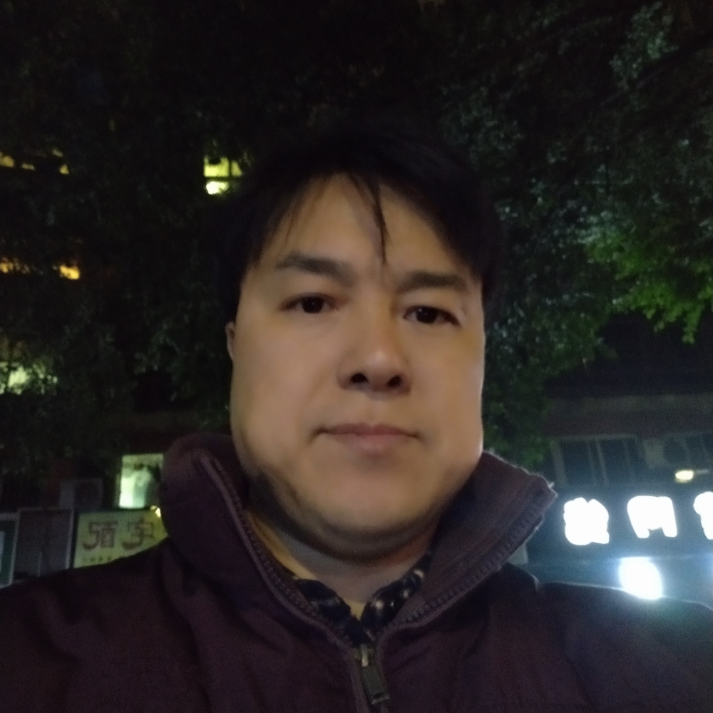朴实浮波的照片