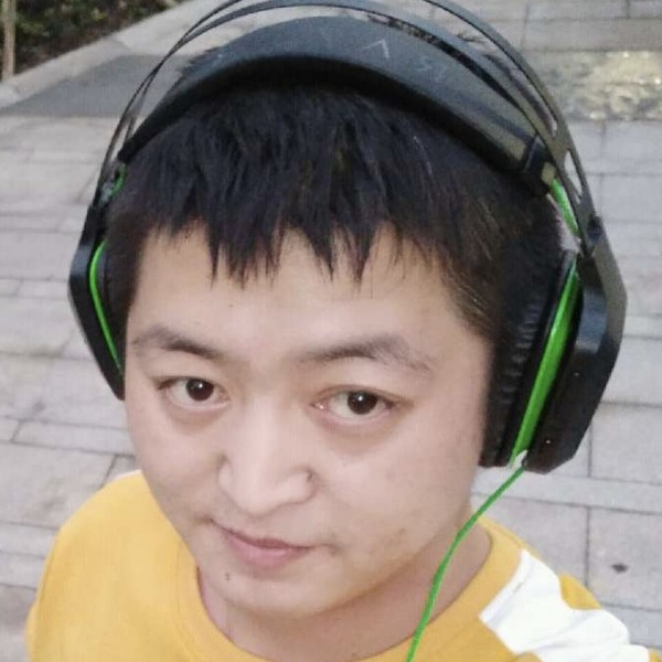 腾其凡的照片