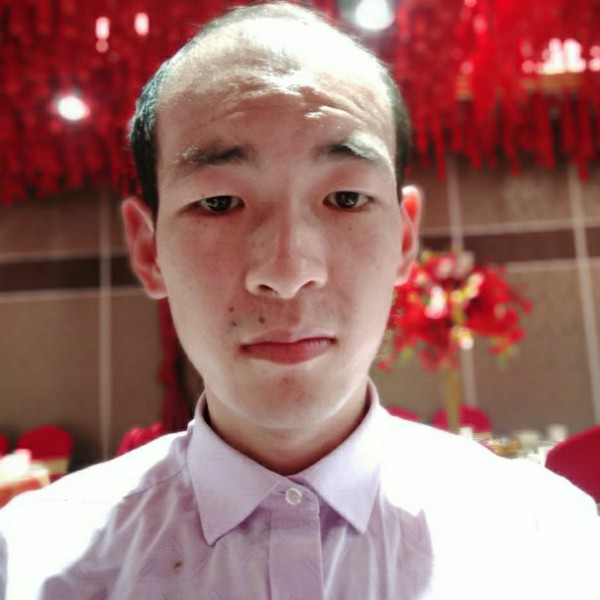 苗条愿美满的照片