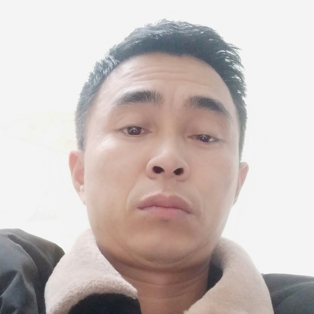 罗雪林的照片