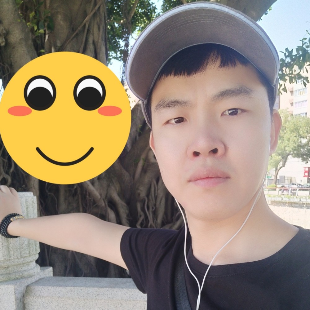 动人小伙的照片