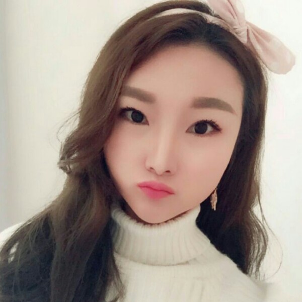 忧心红玫瑰的照片