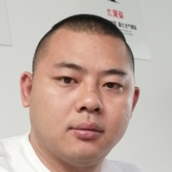 冷艳回首牛排的照片