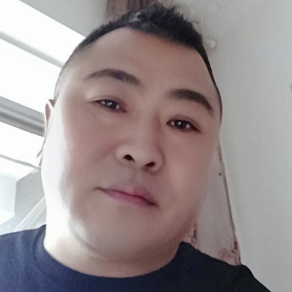 英勇相许的照片