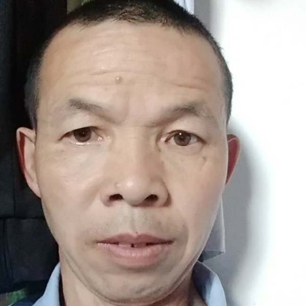 优美老师的照片