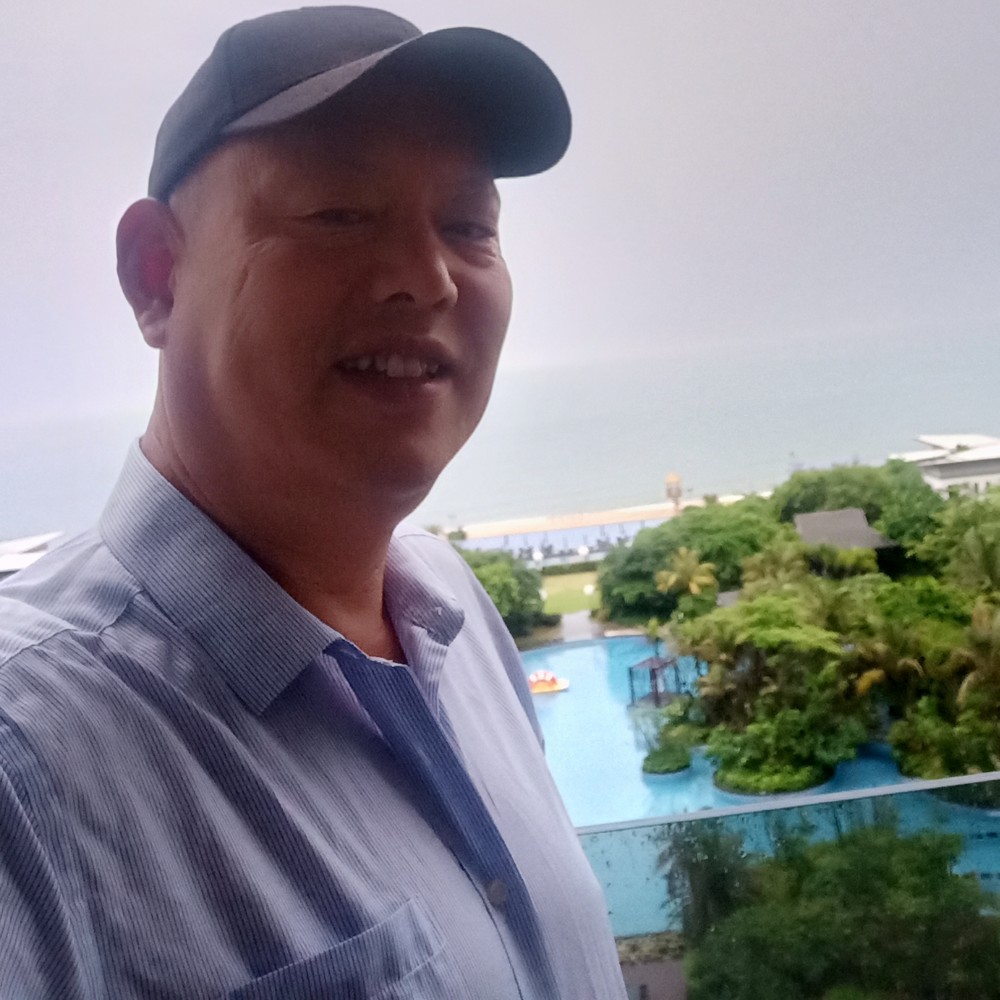 河马欣喜的照片