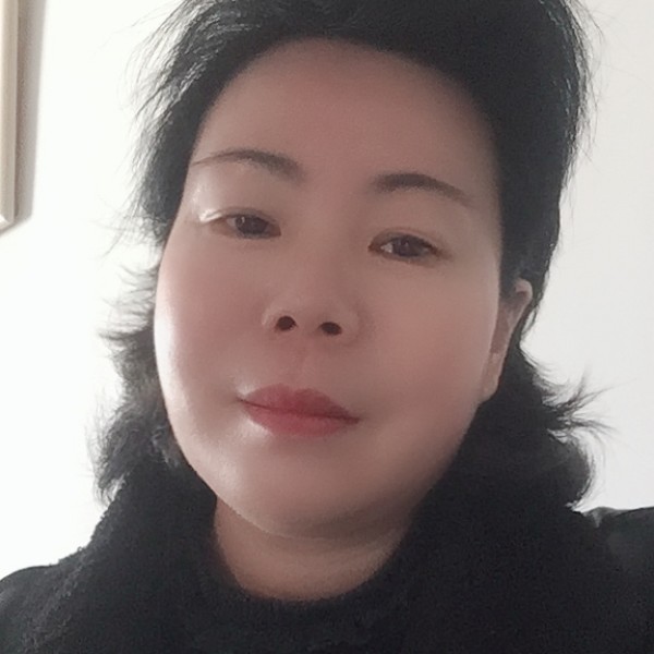 海燕那强健的照片